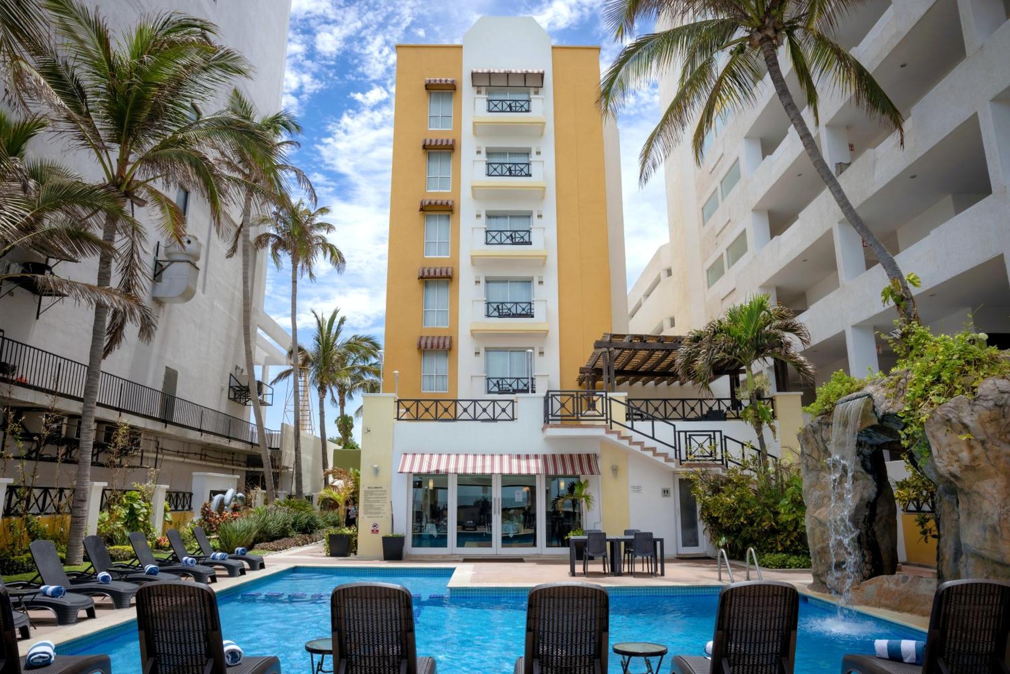 Best Western Hotel Posada Freeman Zona Dorada Mazatlan Bagian luar foto