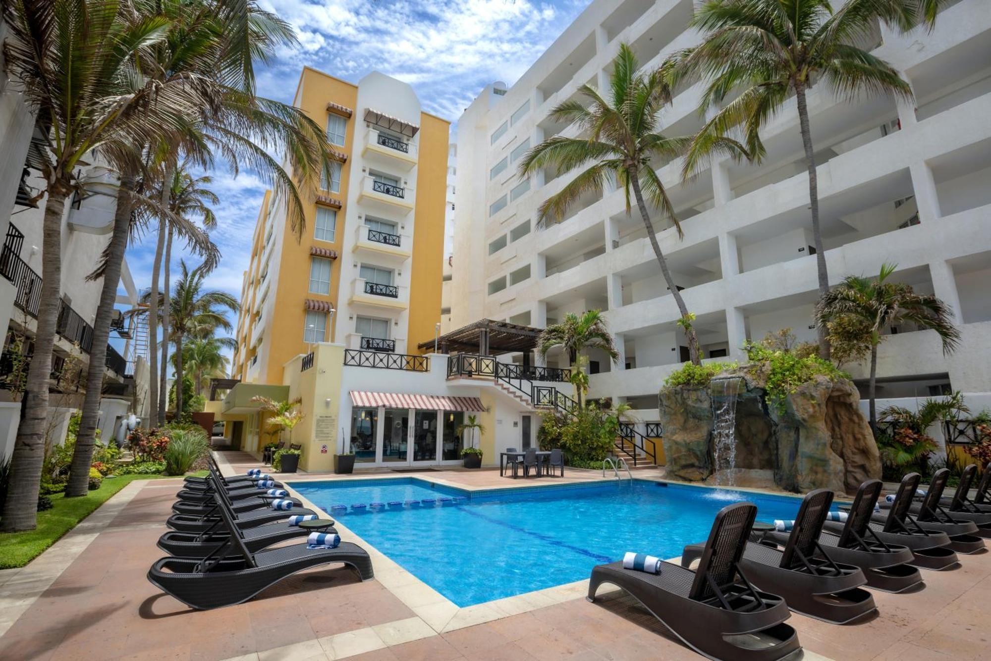 Best Western Hotel Posada Freeman Zona Dorada Mazatlan Bagian luar foto
