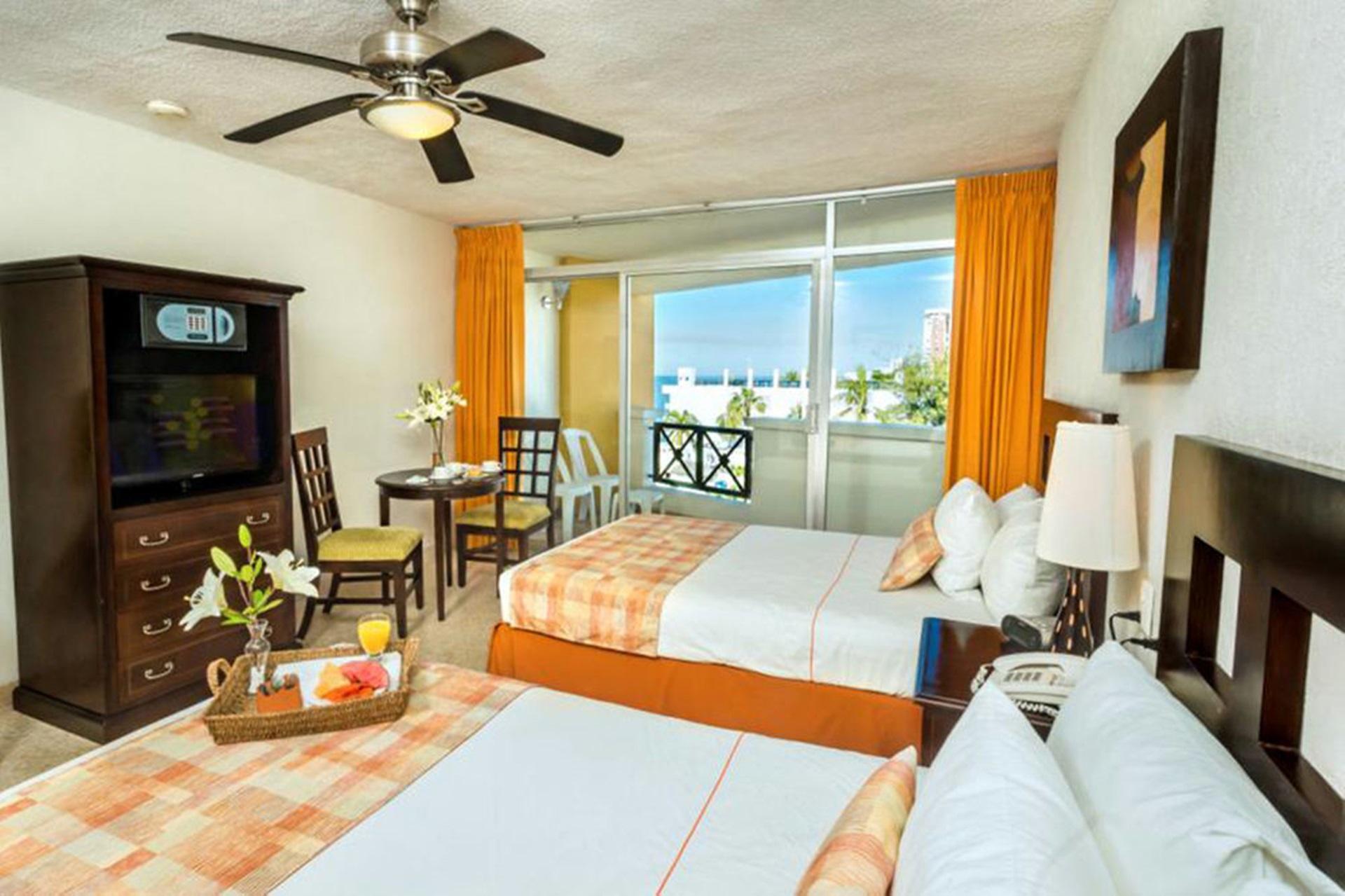 Best Western Hotel Posada Freeman Zona Dorada Mazatlan Bagian luar foto